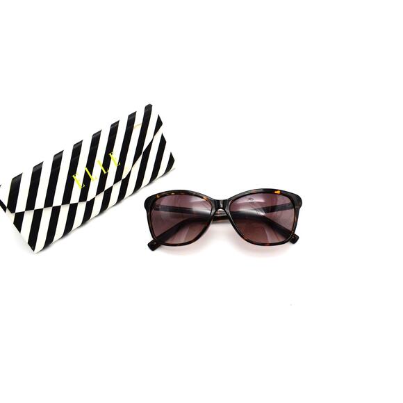 Elle Brown Tortoise Women's Sunglasses - LENSES FAIR / FRAMES GOOD CONDITION - Picture 1 of 13